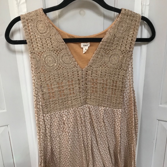 Tiny Tan Crochet Lace Sleeveless Top w/ Metallic Detail - Picture 3 of 14
